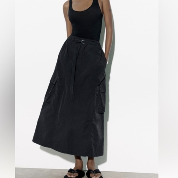 Zara Dresses & Skirts - Zara Black Maxi Skirt with Pockets